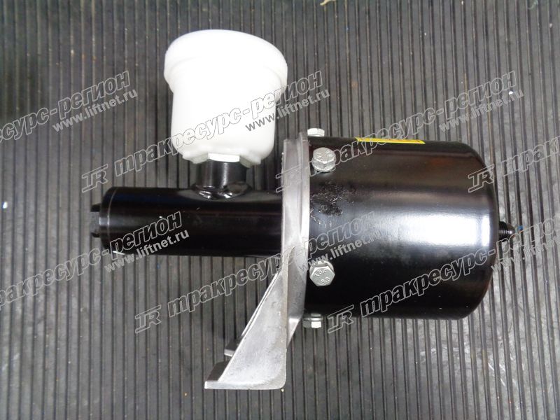 Цилиндр главный тормозной CDM833