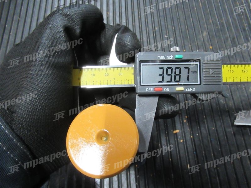 Палец цилиндра рулевого CDM833