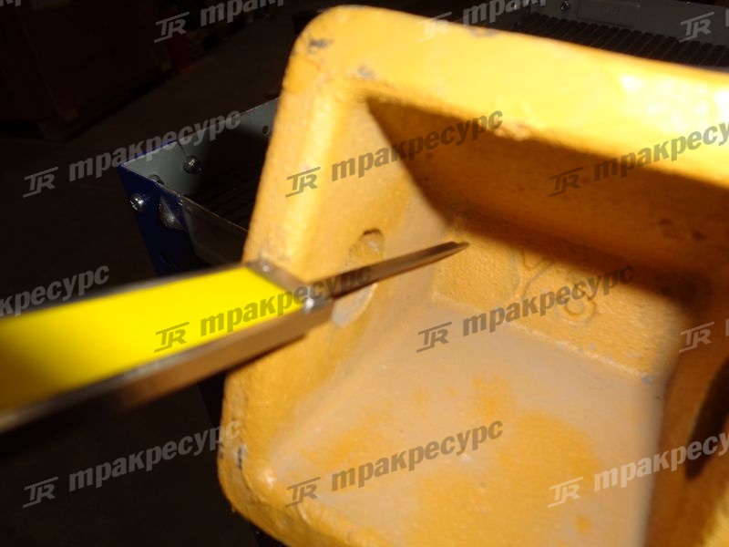 Зуб ковша CDM833