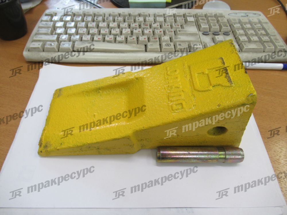 Зуб ковша CDM833