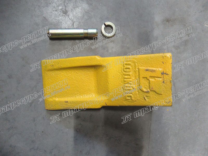 Зуб ковша в сборе с адаптером CDM833