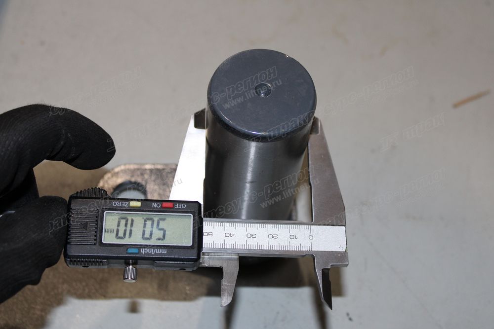 Палец цилиндра рулевого CDM855