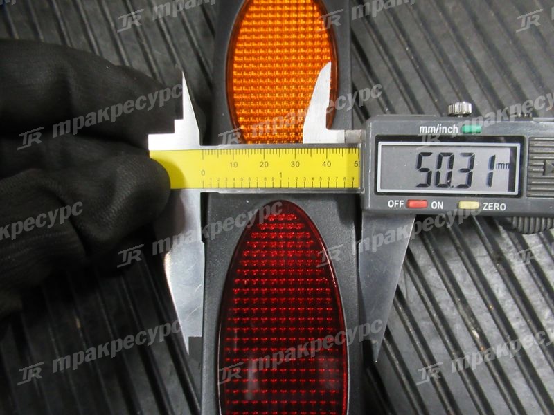 Стекло блока габаритных фонарей  26521-FK10A