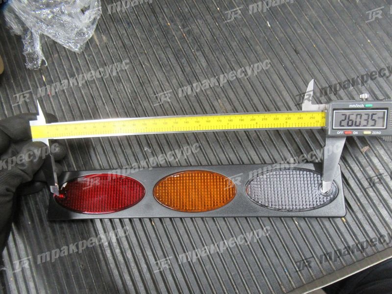 Стекло блока габаритных фонарей  26521-FK10A