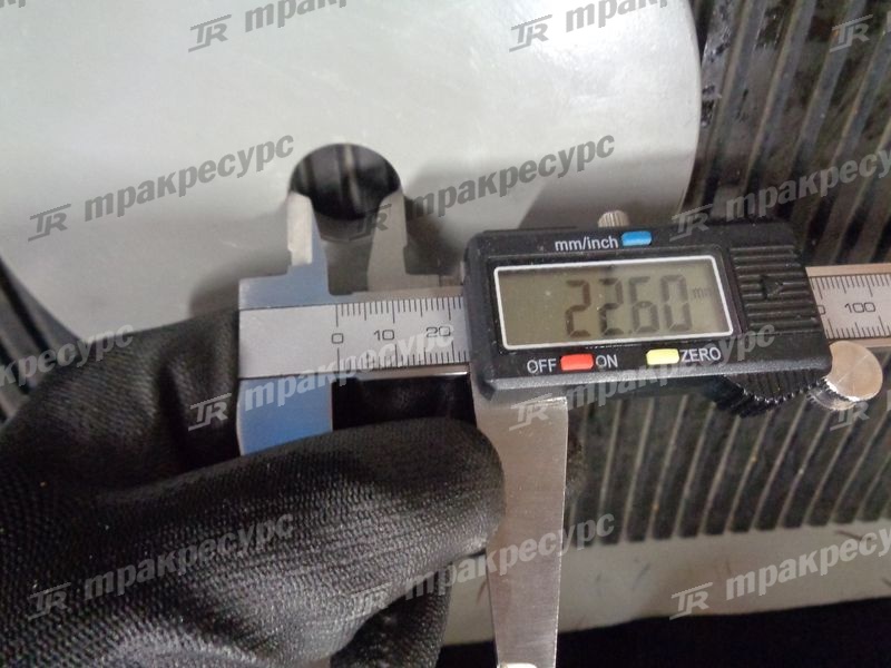 Крышка верхнего сочленения рамы нижняя D=140 CDM853-855