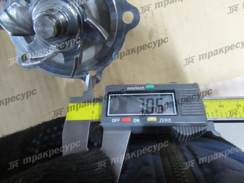 Насос водяной 16120-78120-71