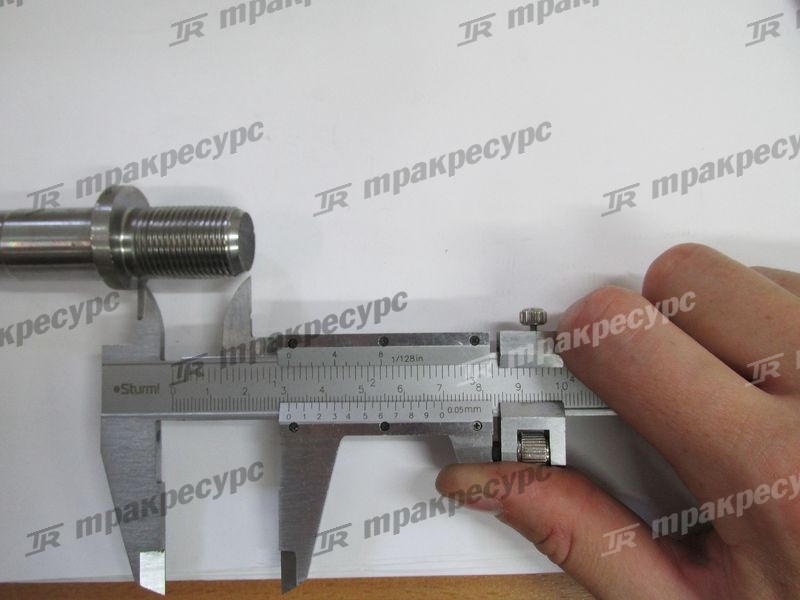 Шпилька 42481-33240-71