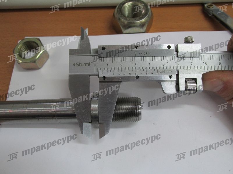 Шпилька 42481-33240-71