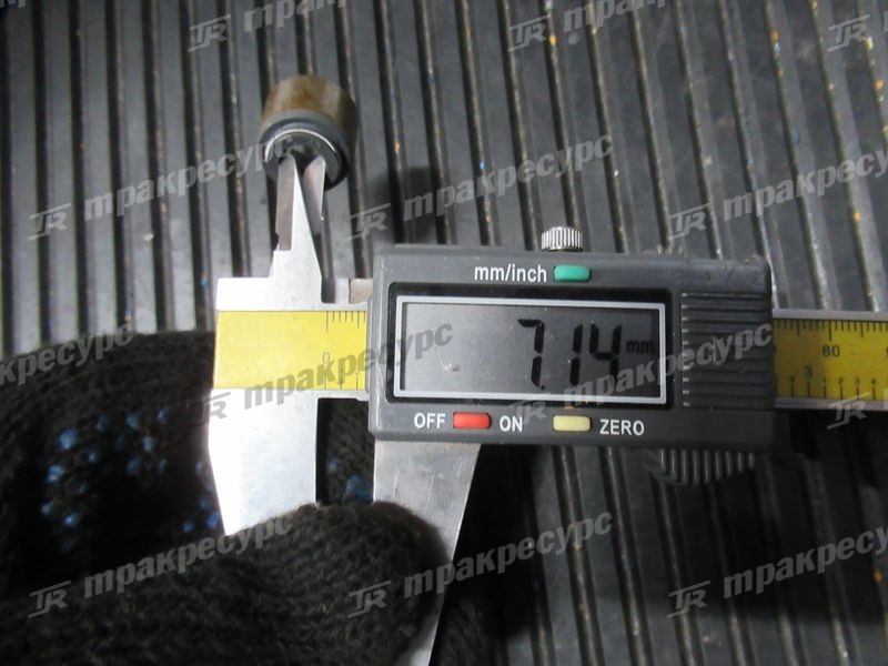 Колпачок маслоотражательный 80913-76023-71