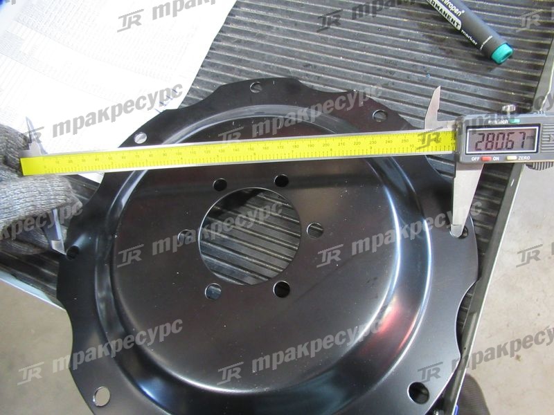Диск ведущий гидротрансформатора 137B3-80211