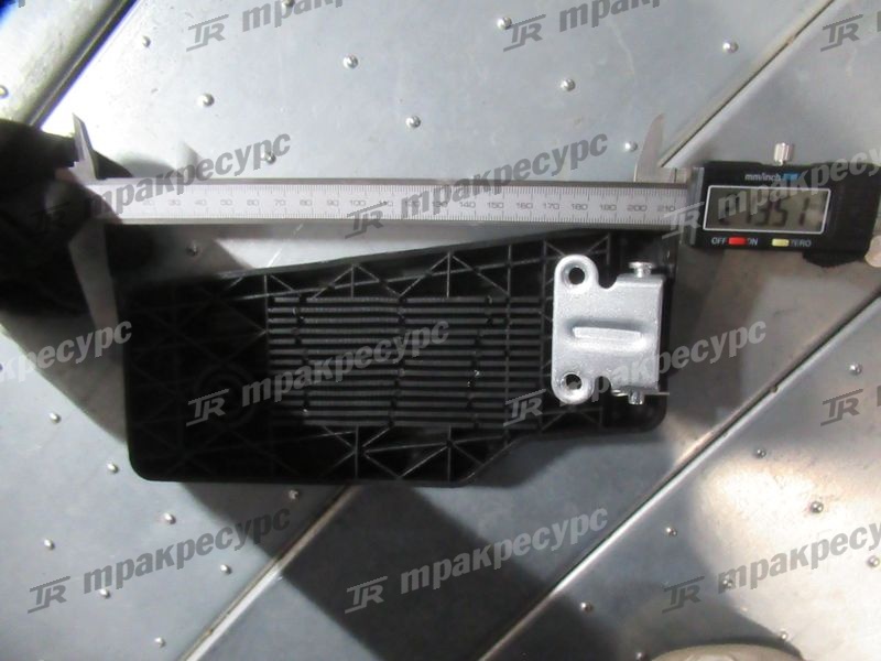 Накладка педали 3EB-37-41160