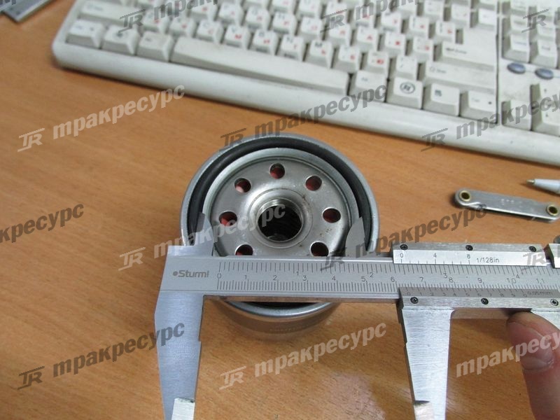 Фильтр масляный двигателя Perkins 404D-22