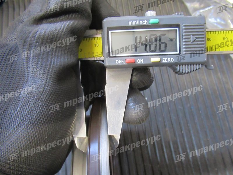 Сальник коленвала задний Z-8-97072-823-1