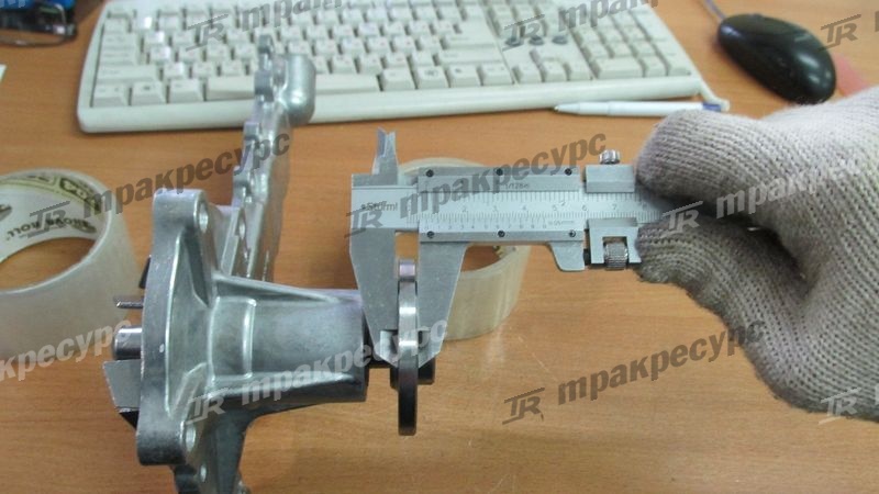 Насос водяной Kubota V2403