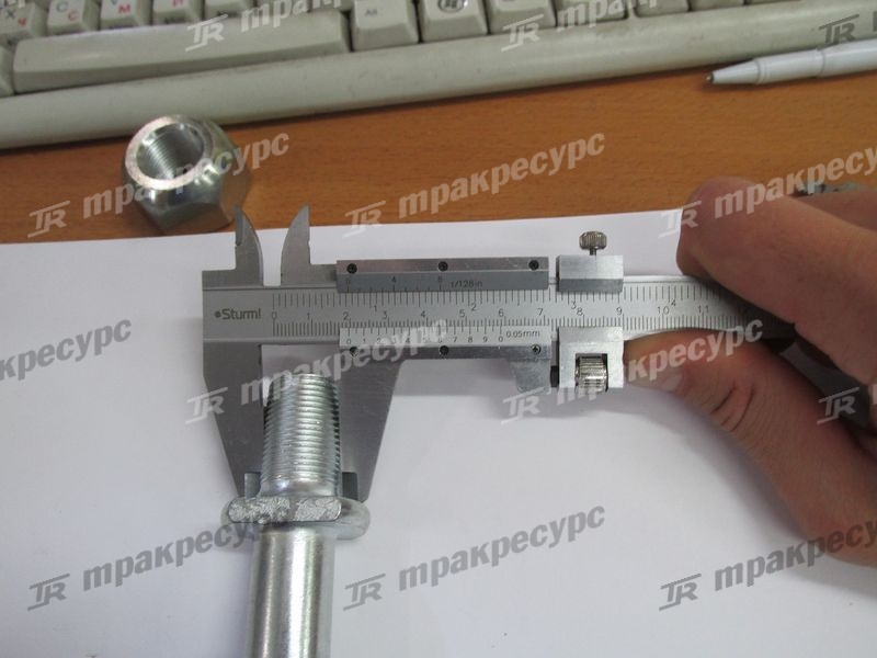 Шпилька ступицы 3EB-21-25170