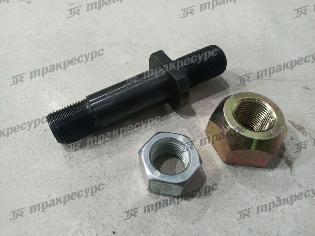Шпилька ступицы 3EB-21-25170