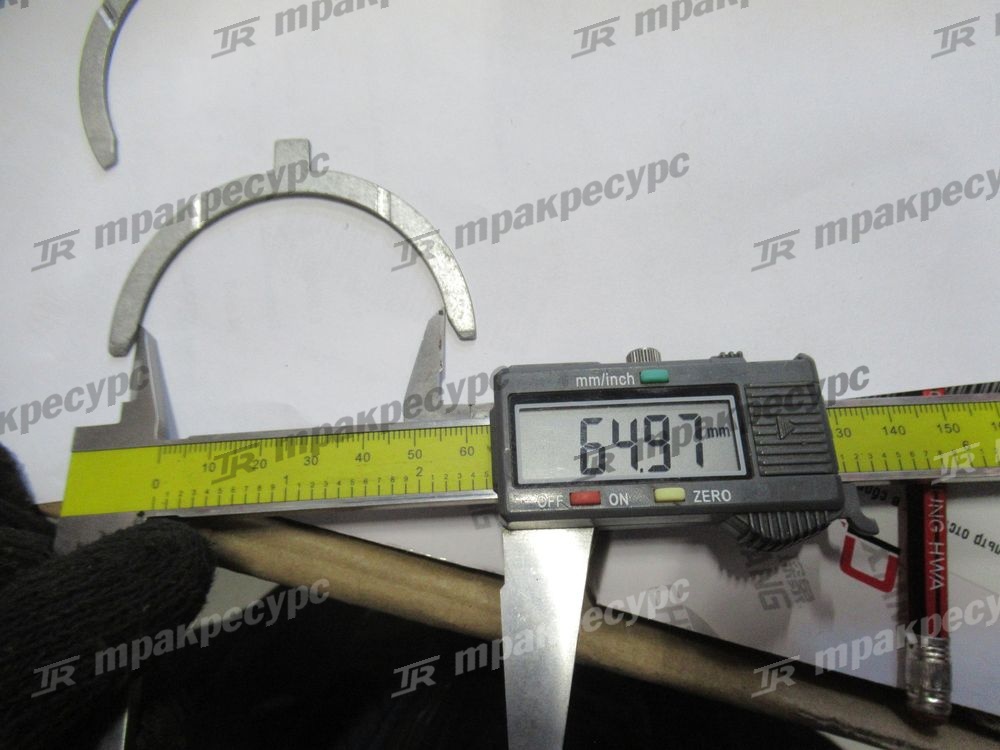 Полукольца на коленвал Kubota V2403