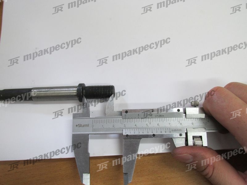 Шпилька 42483-13130-71