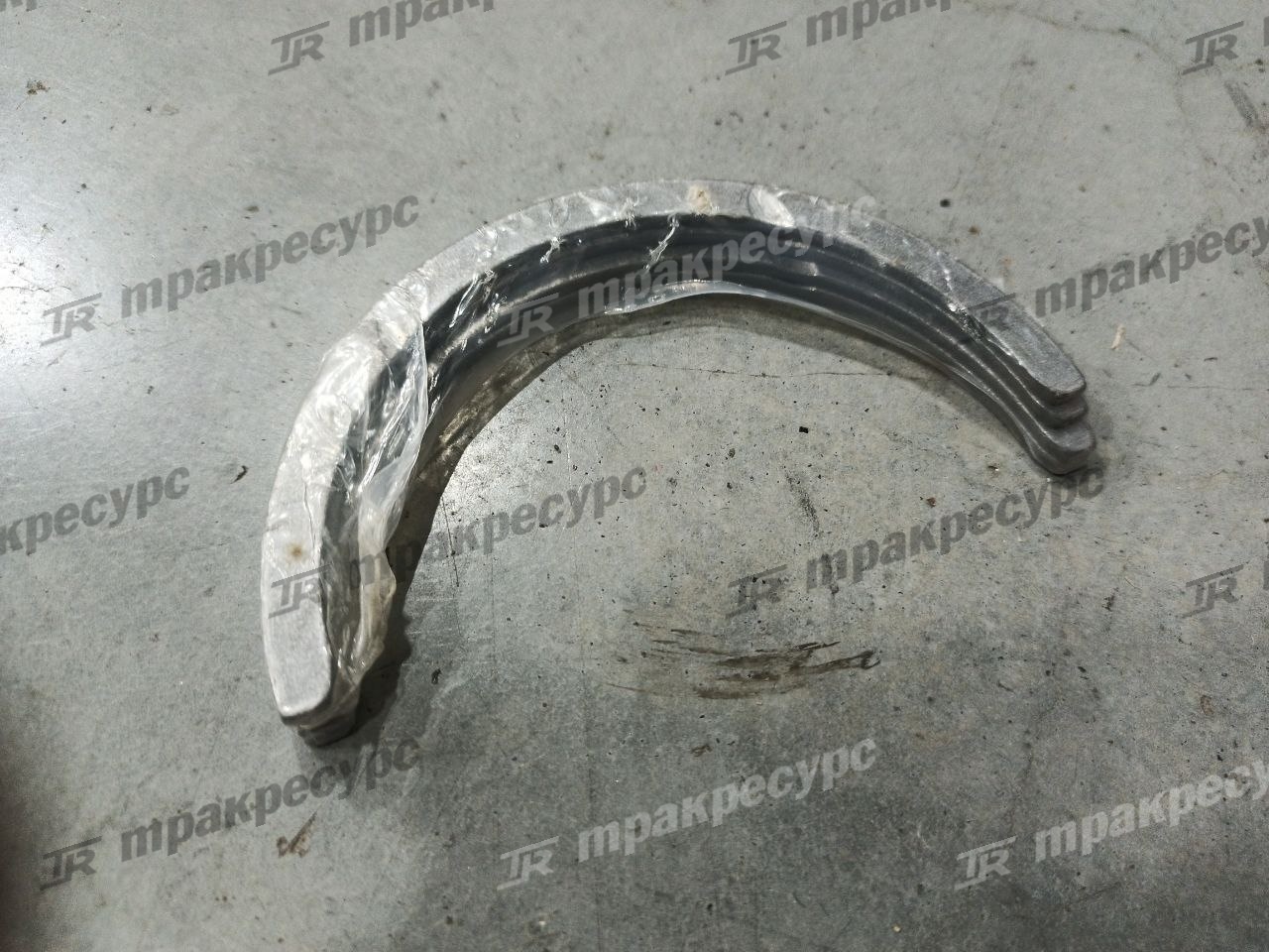 Полукольца коленвала  Z-1-11680-001-3