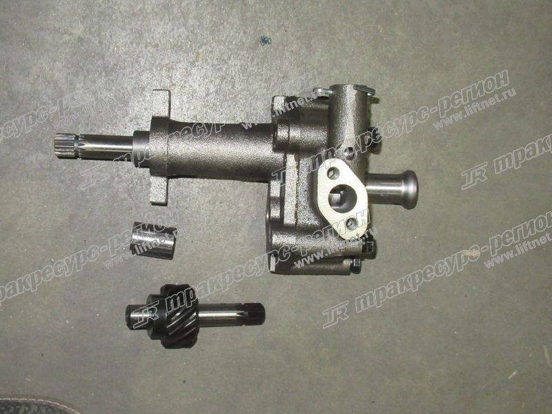 Насос масляный Z-1-13100-204-0