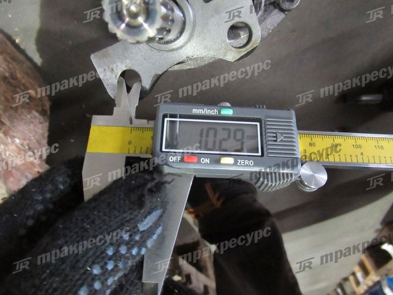 Насос масляный Z-1-13100-204-0