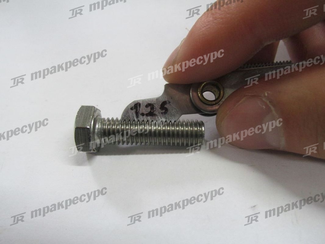 Болт 1001996