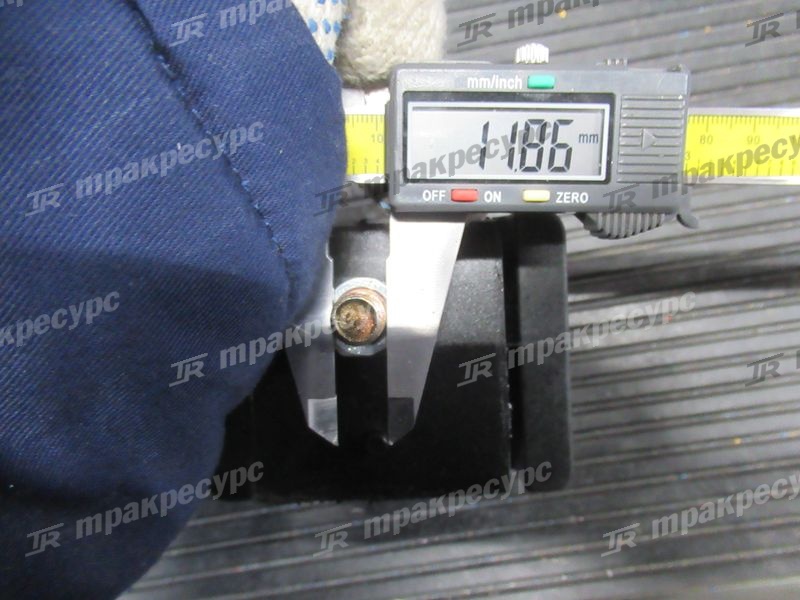 Подушка крепления двигателя 3EB-01-61130