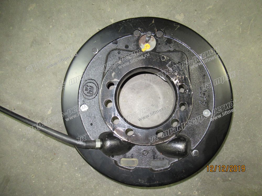 Сервотормоз левый в сборе A01C3-70121