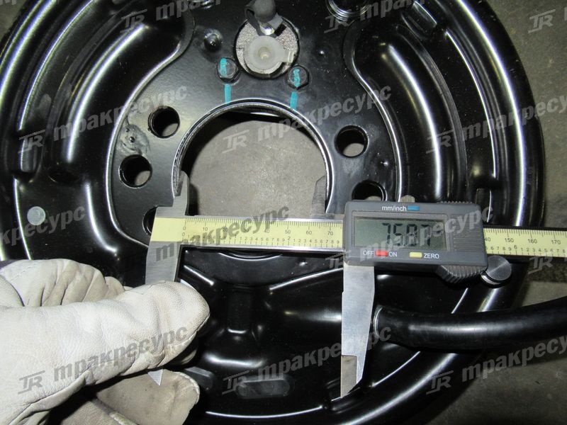 Тормозной механизм в сборе правый N030-112000-G00