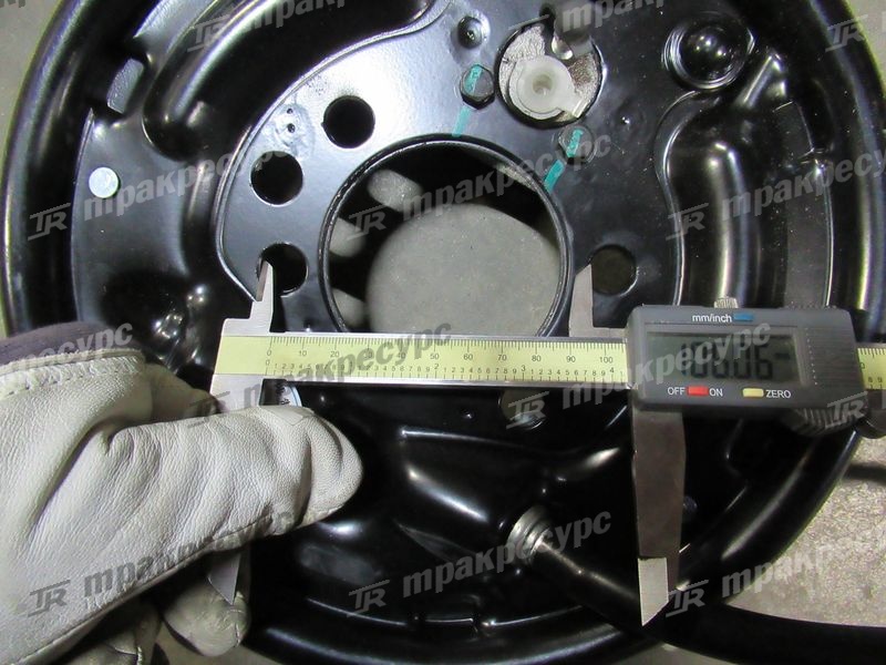 Тормозной механизм в сборе правый N030-112000-G00