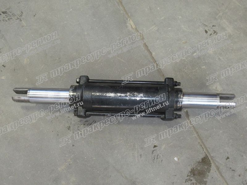 Цилиндр рулевой 3EB-64-51110