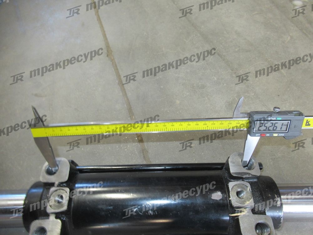 Цилиндр рулевой 3EB-64-51110