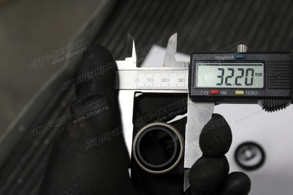Ремкомплект гидроцилиндра 04456-10100-71