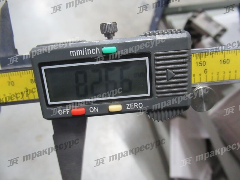 Кулак поворотный правый 3EA-24-52212
