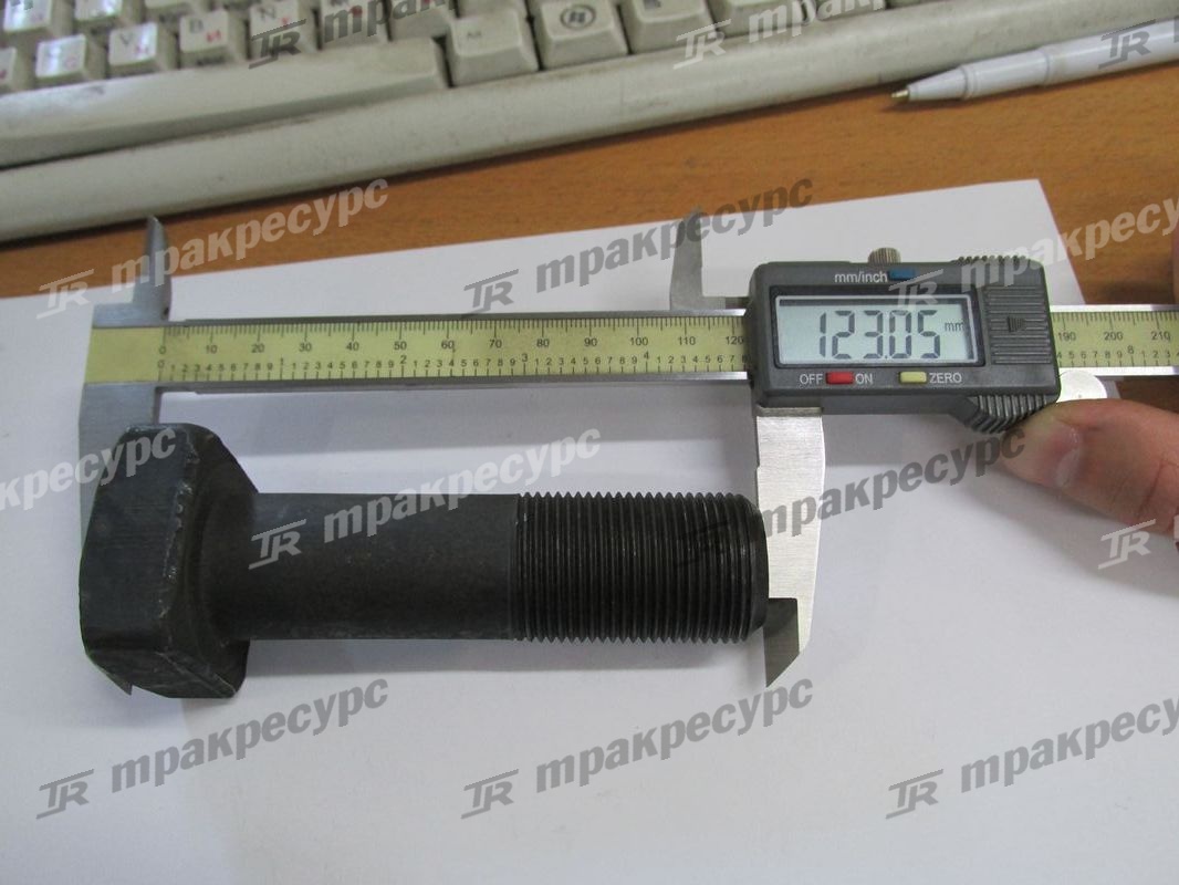 Болт крепления заднего моста XG955