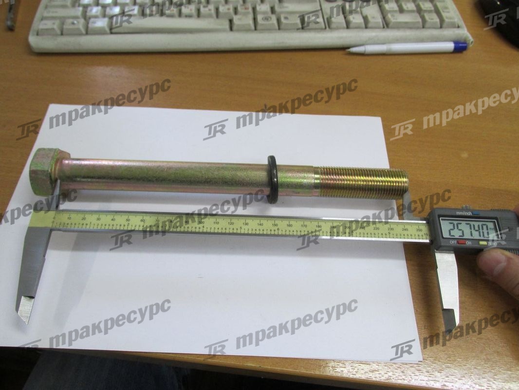 Болт крепления переднего моста XG955