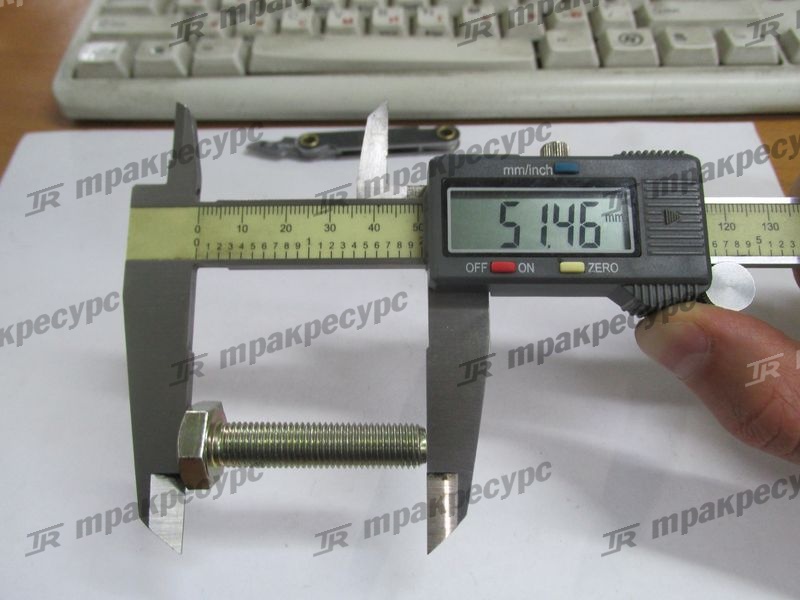 Болт 01103-10045