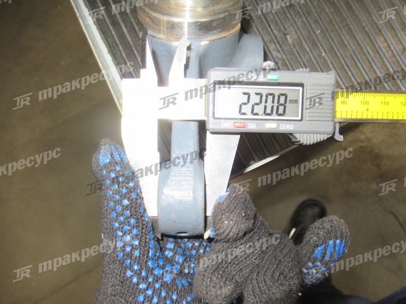 Кулак левый CDW1A-02041