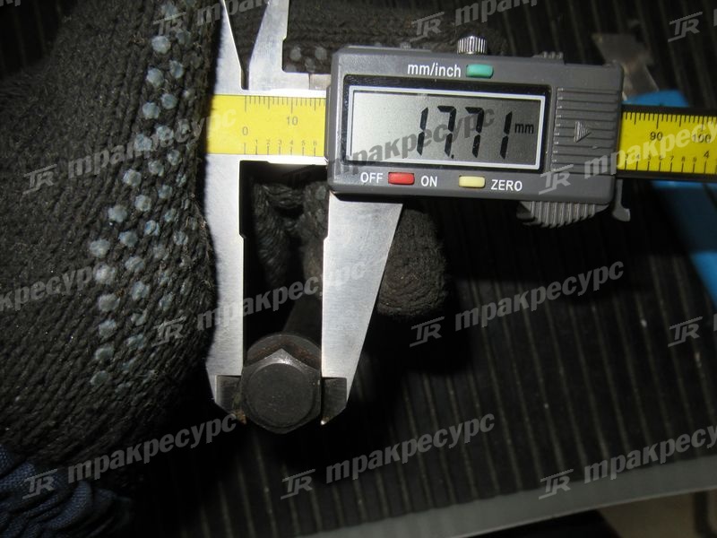 Болт головки блока 2 A490BPG/C490BPG