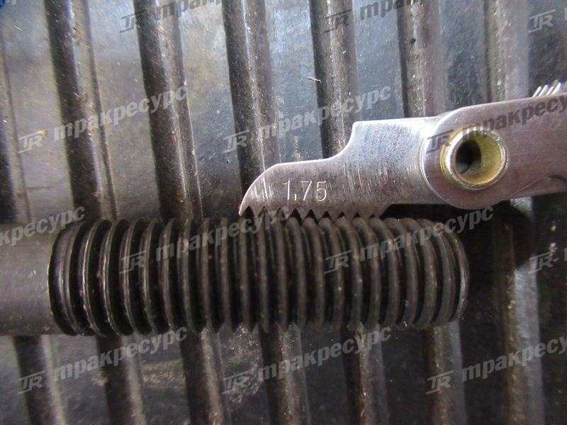 Болт головки блока 2 A490BPG/C490BPG