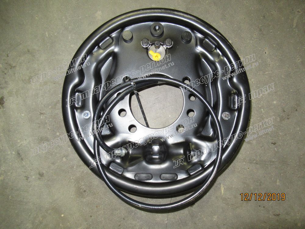 Сервотормоз левый 37B-1BR-5110