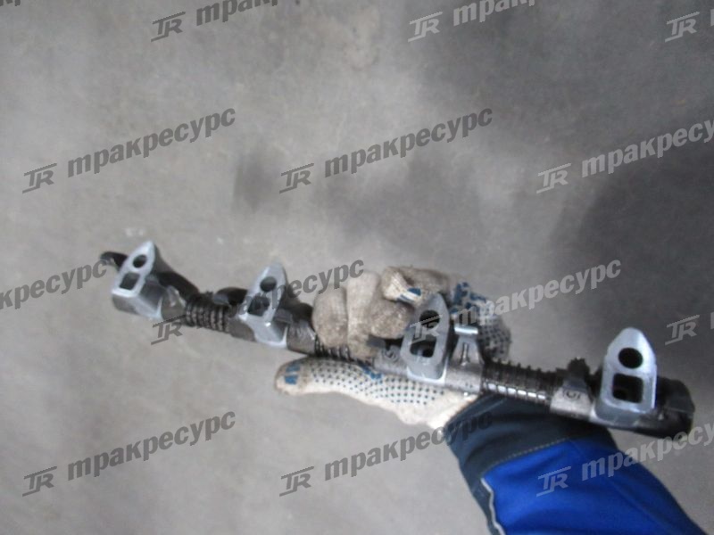Ось коромысел в сборе YM129900-11200
