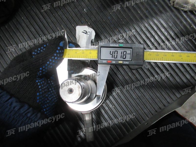 Кулак правый CDW1A-02151