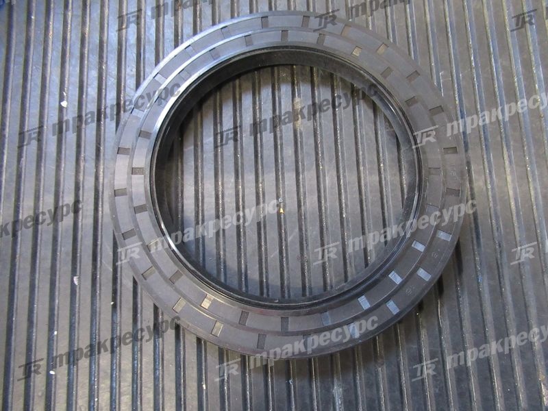 Сальник ступицы внутр ведущего моста HG4-692-67-G00/PD160x115x14