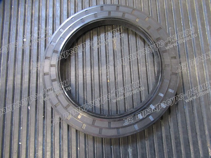 Сальник ступицы внутр ведущего моста HG4-692-67-G00/PD160x115x14