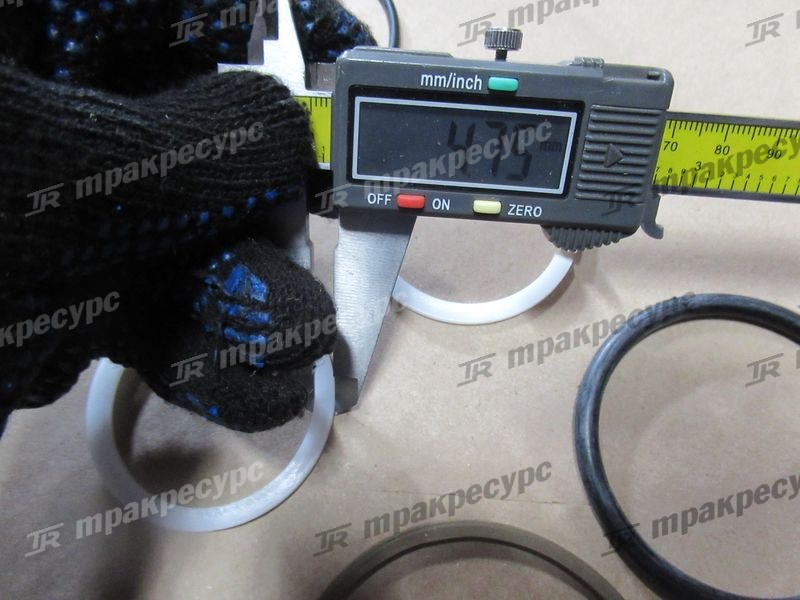 КБЧ рулевого цилиндра R450-223000-000