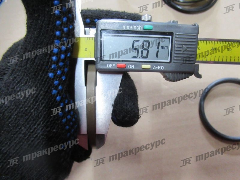 КБЧ рулевого цилиндра R450-223000-000