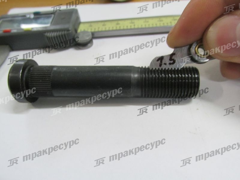 Болт 42483-23420-71