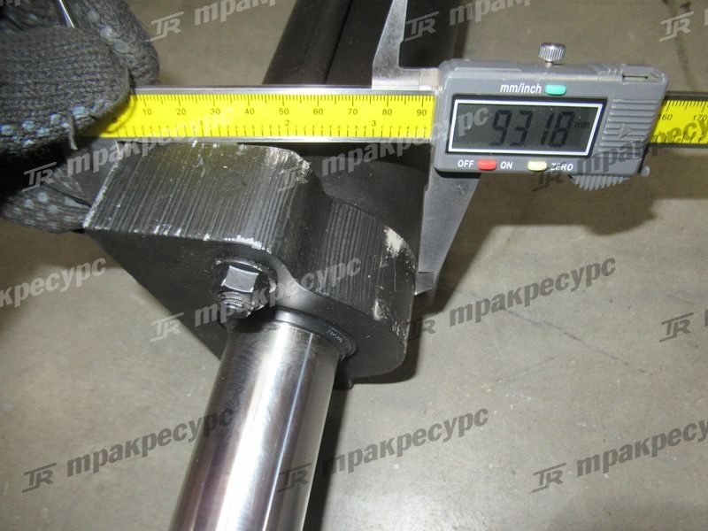 Цилиндр рулевой 57P42-40201