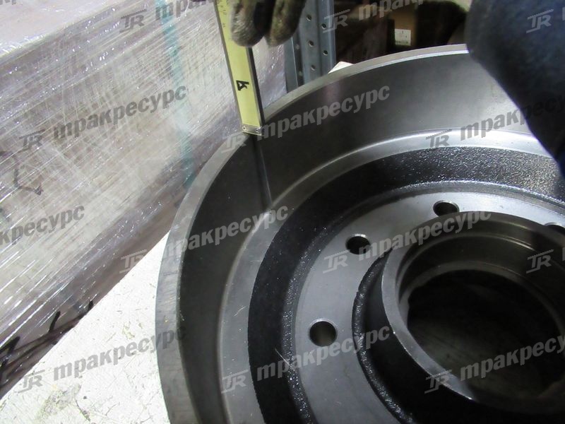 Барабан тормозной 42411-26600-71